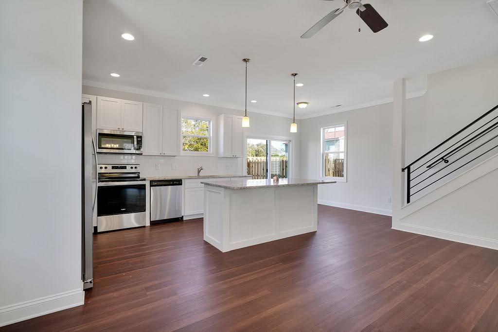 1007 Campbell St – photo 4