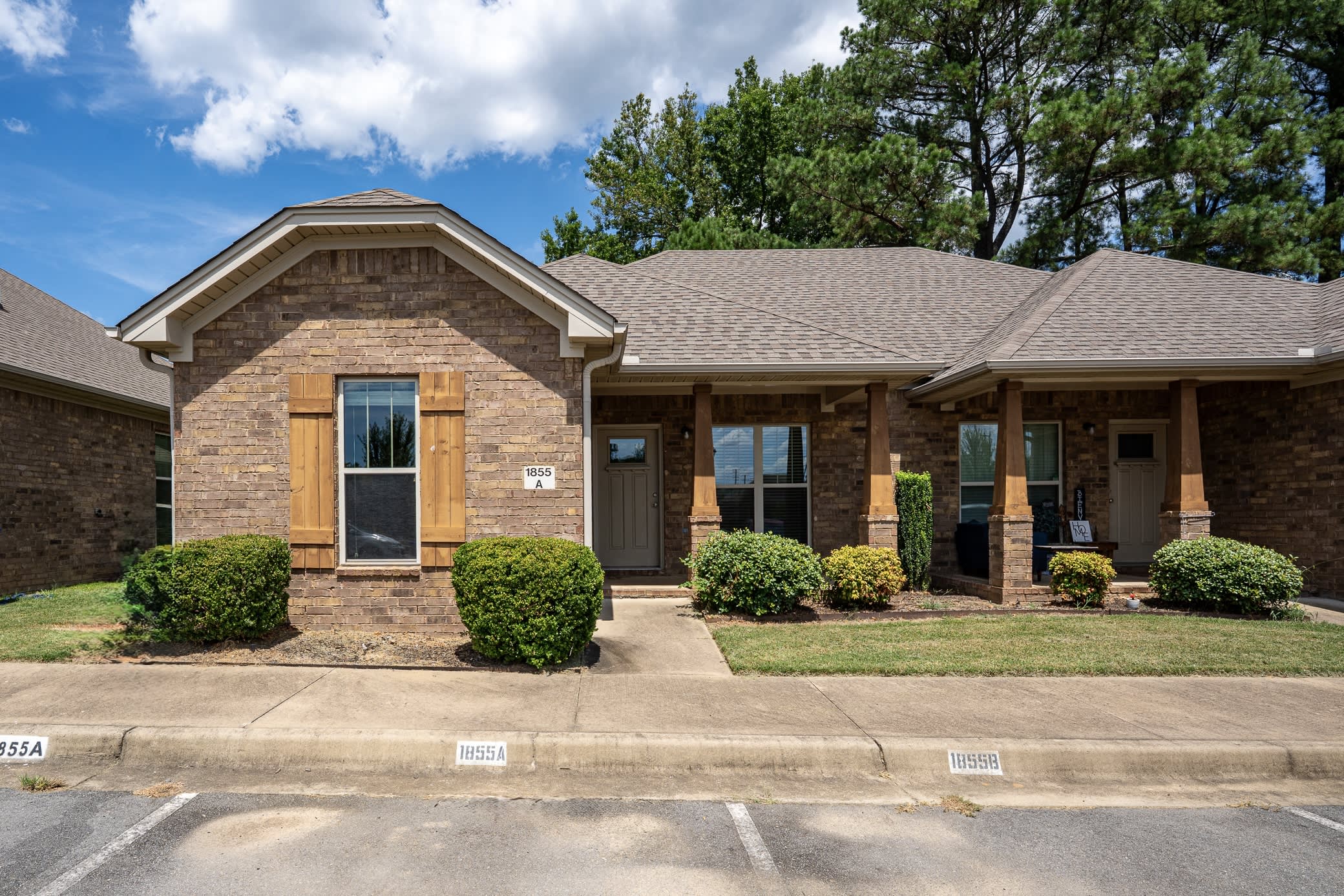 1855 Village Commons Dr – photo 1