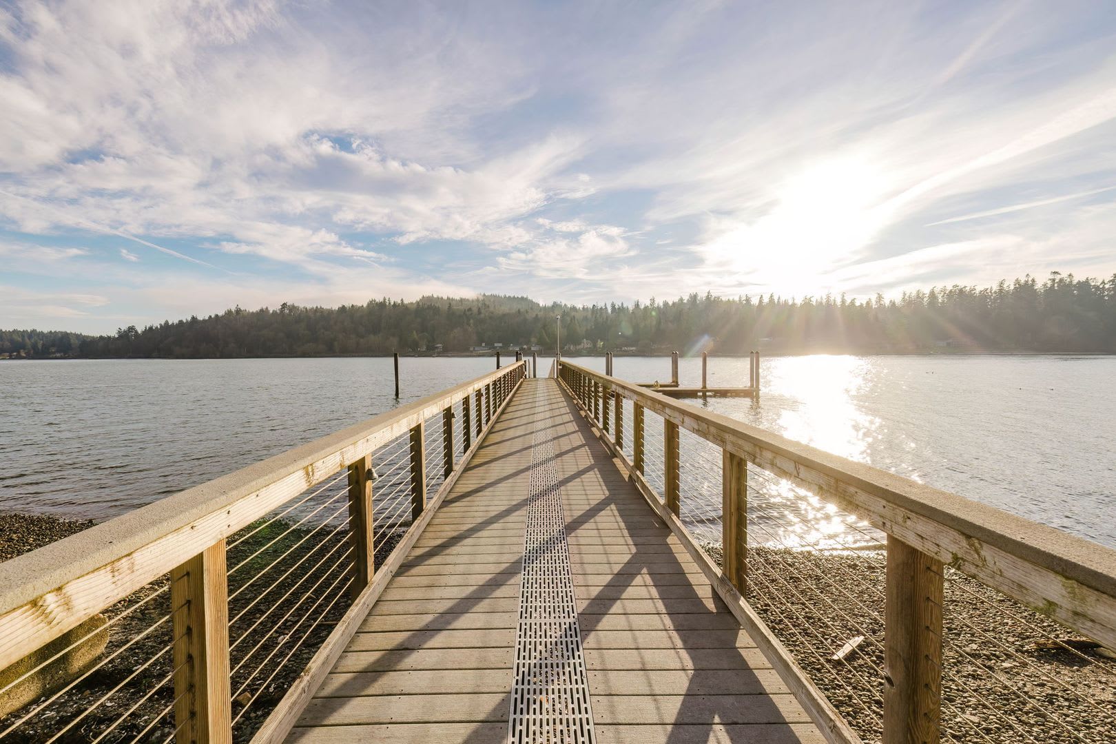 Impeccable Low Bank Bainbridge Waterfront Home With Private Dock – photo 2