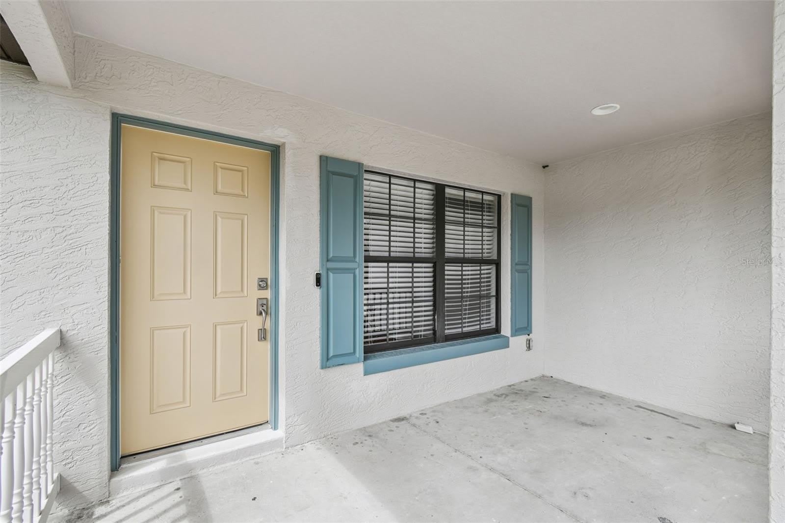 209 GOLDIE Street – photo 2
