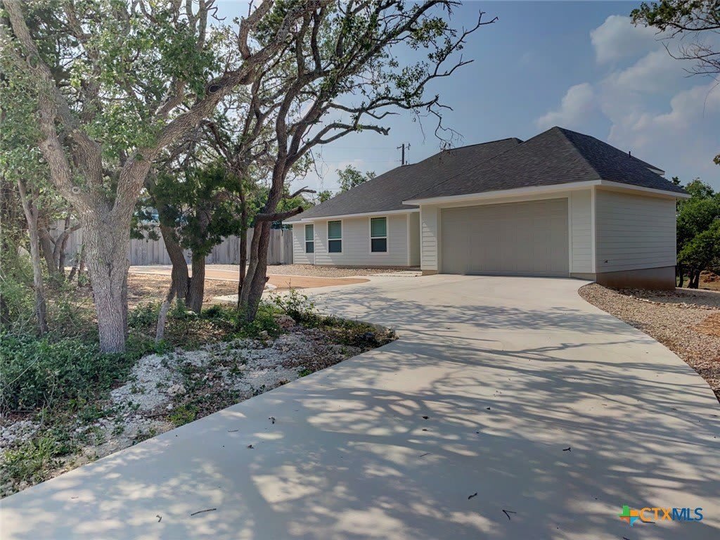 1131 Yaupon Drive – photo 2