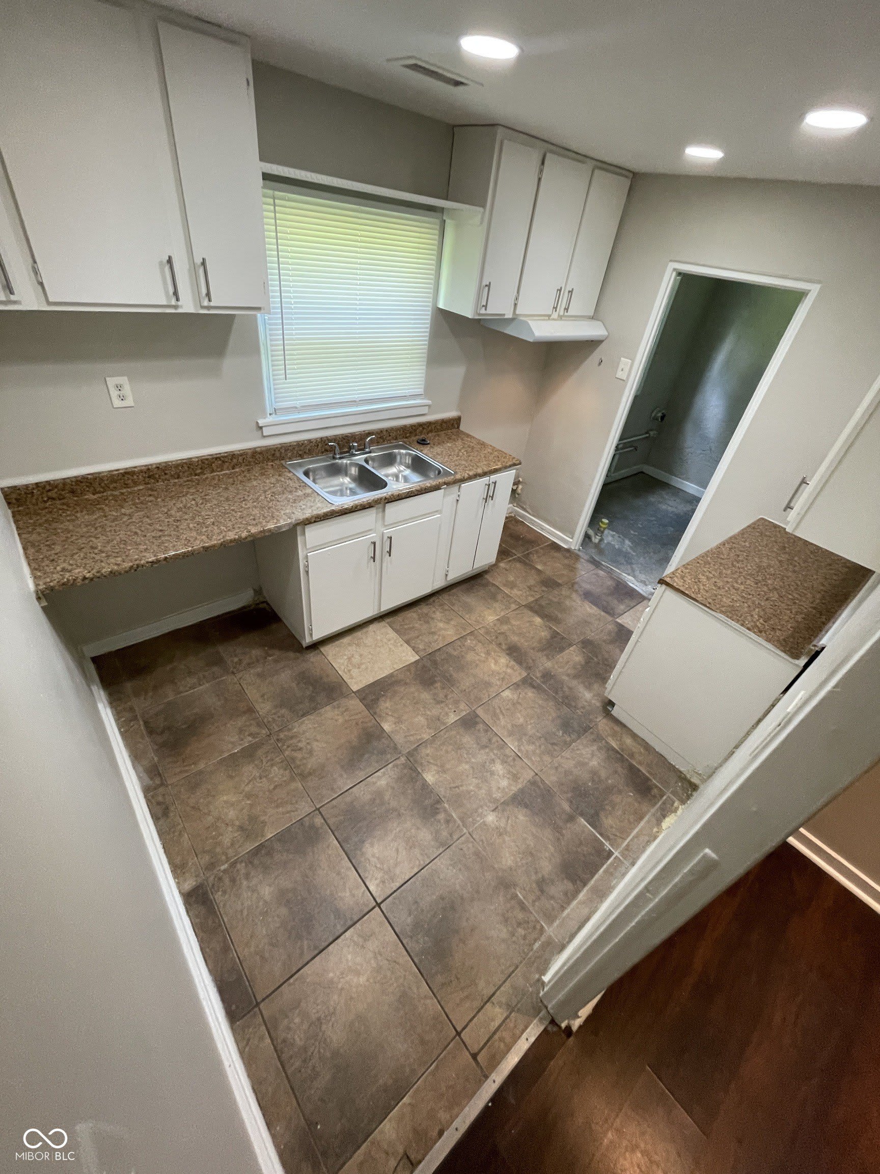 6267 E 24th Street – photo 4