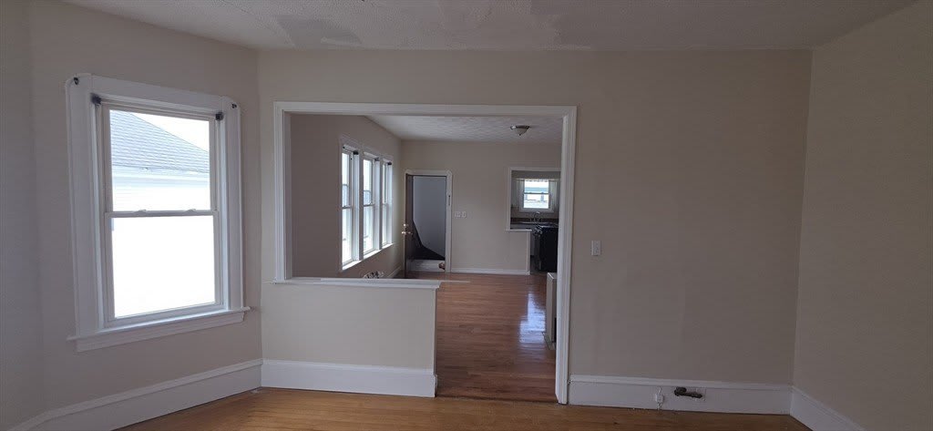 105 6Th Street – photo 3
