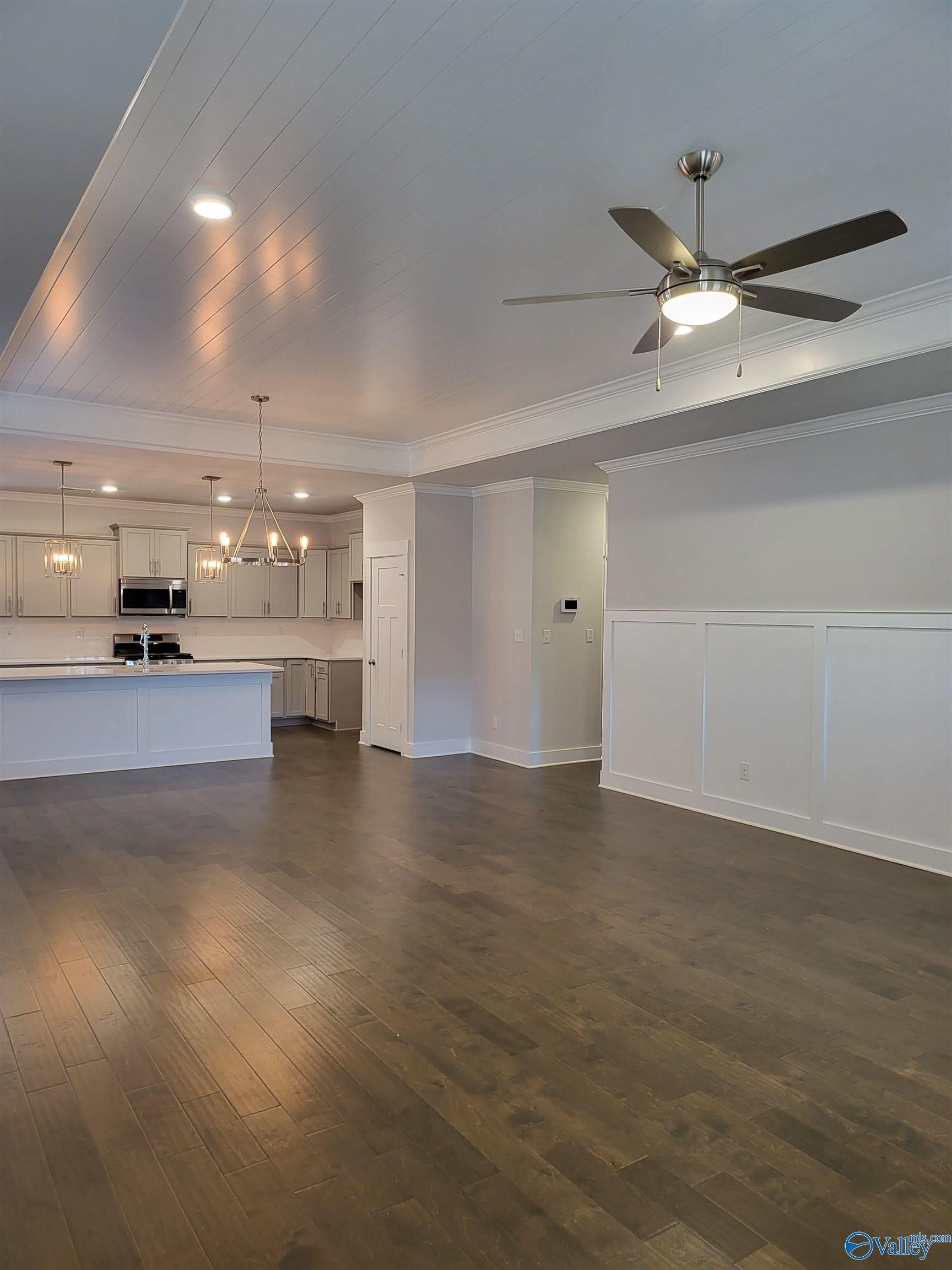 124 Keller Drive – photo 2
