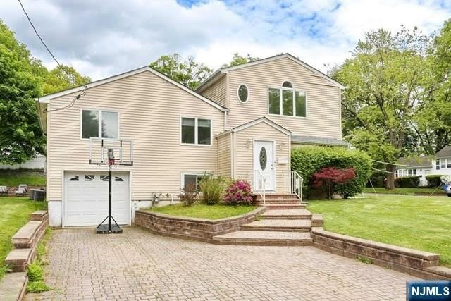 84 12th Street – photo 2
