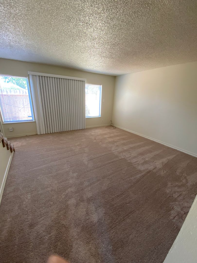 Move In Special – photo 3