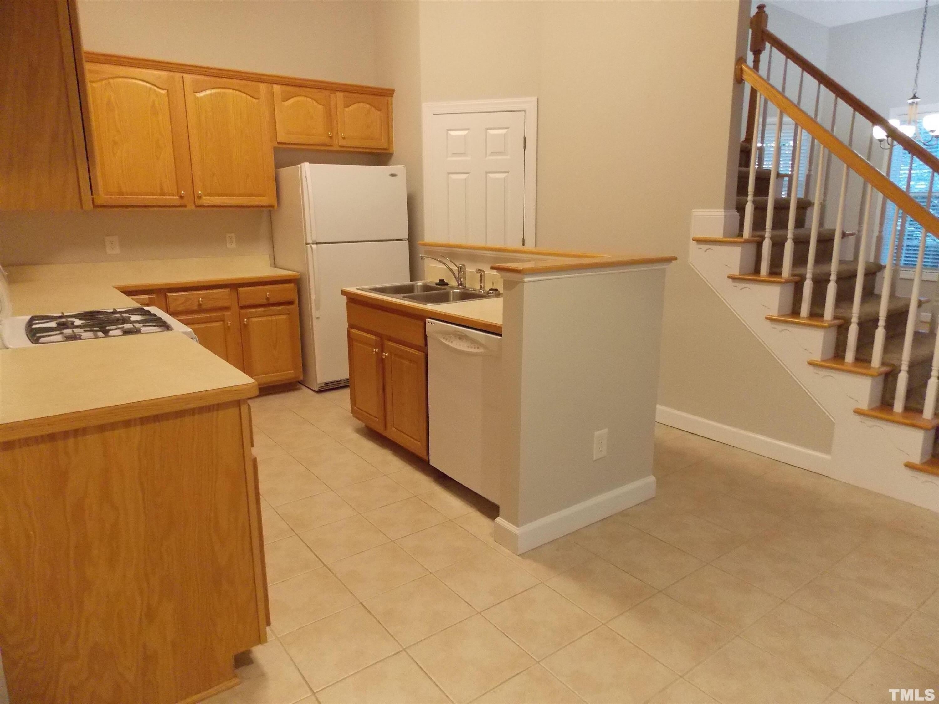4650 Pooh Corner Drive – photo 3
