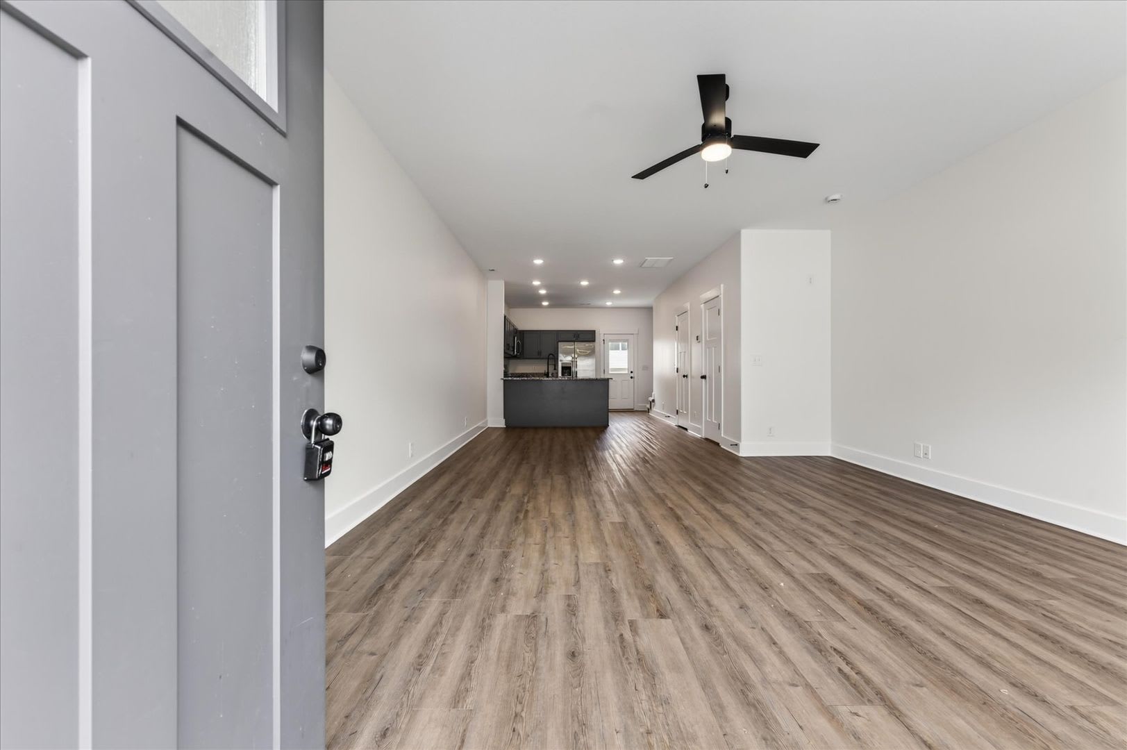 Pet Friendly Two Bedroom! – photo 3