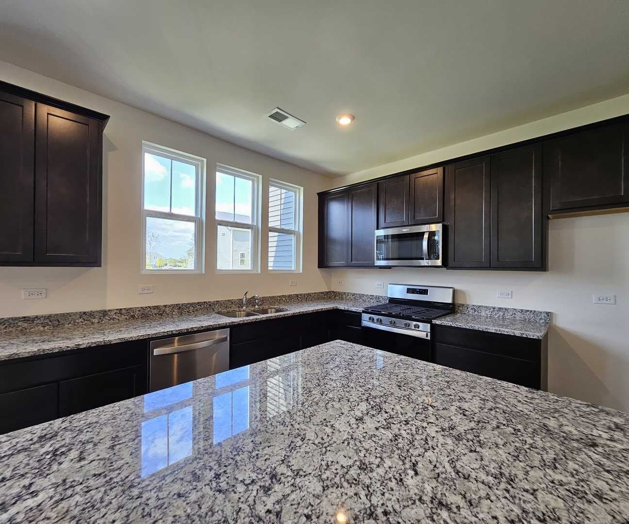 12802 S NICHOLAS Drive – photo 4