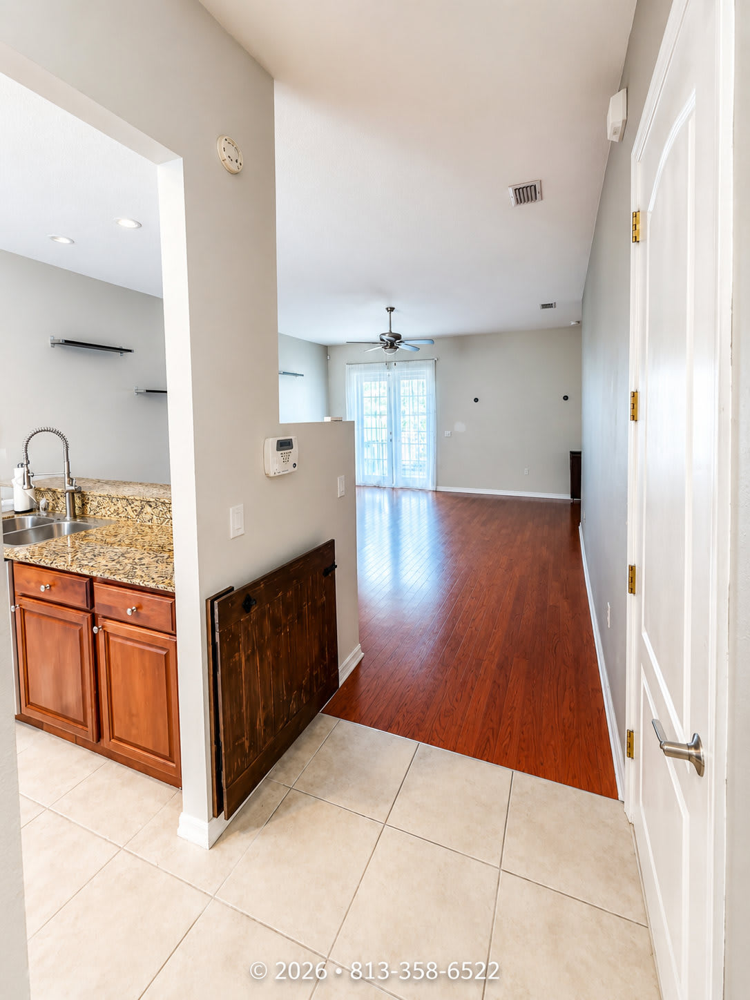 408 North Hesperides Street – photo 2