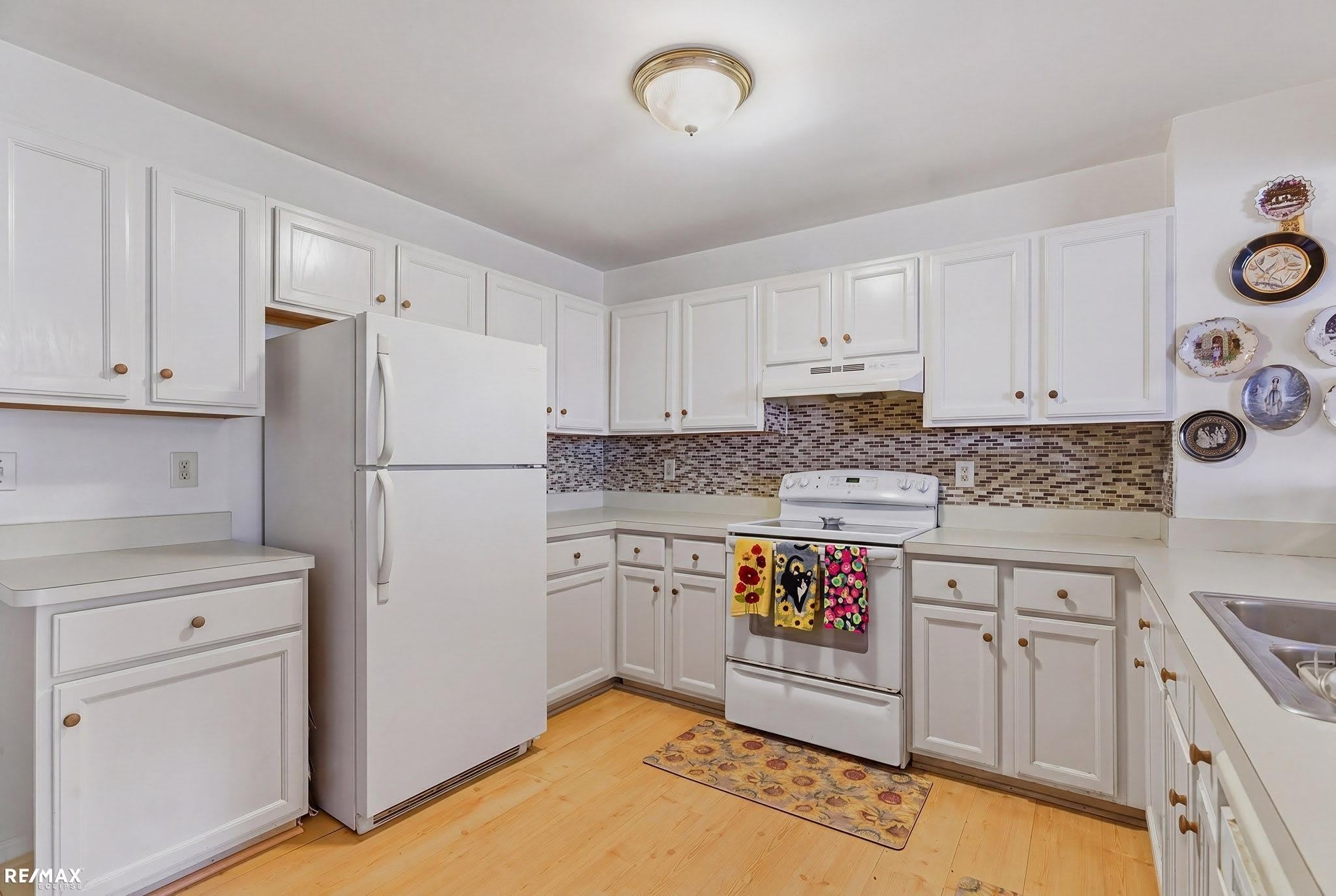 1288 Jay Street – photo 5