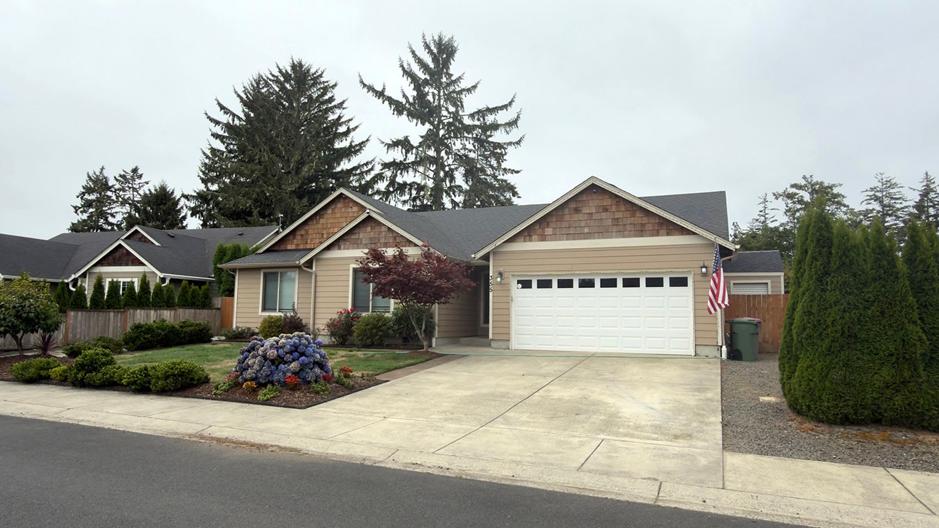 355 Sw Kalmia Ave Warrenton Or 97146 – photo 3