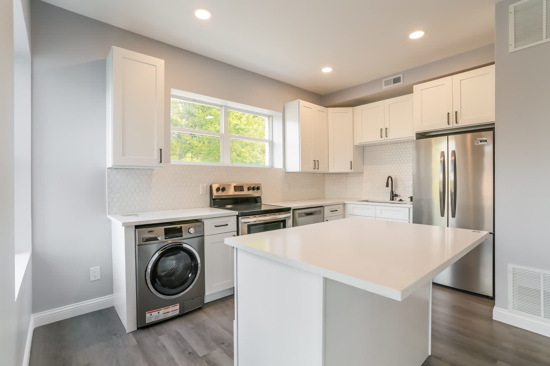 151 Sherman Avenue – photo 2