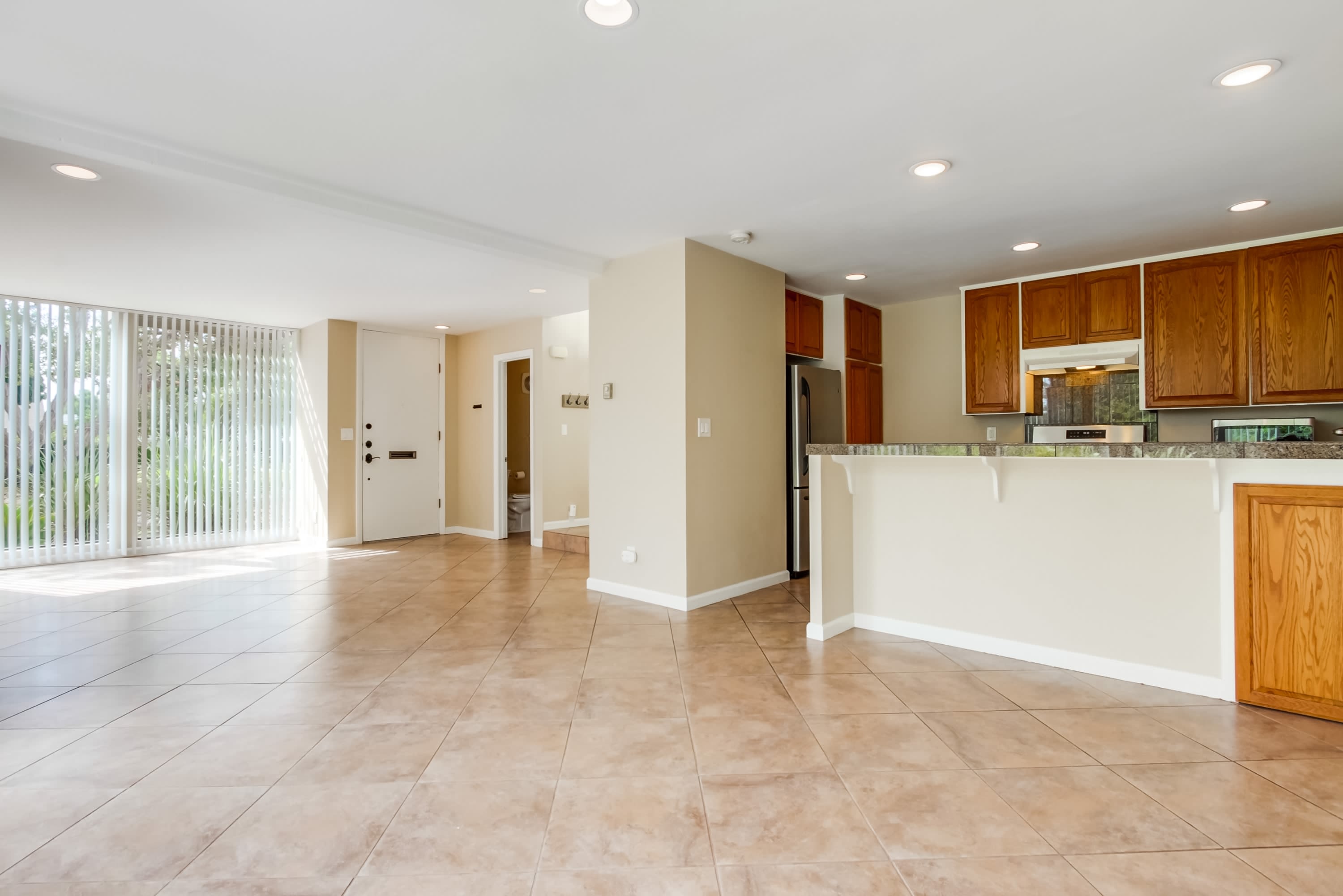 675 South Sierra Avenue 19 – photo 5