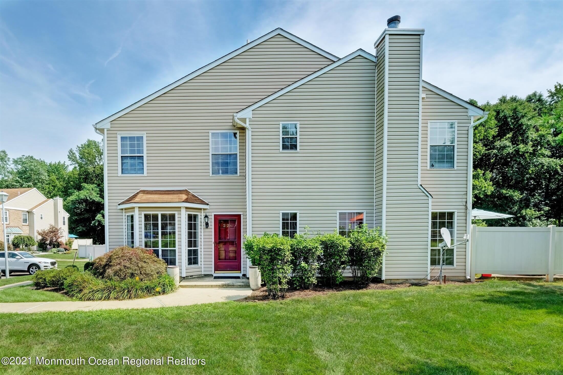 226 Teasdale Place – photo 1