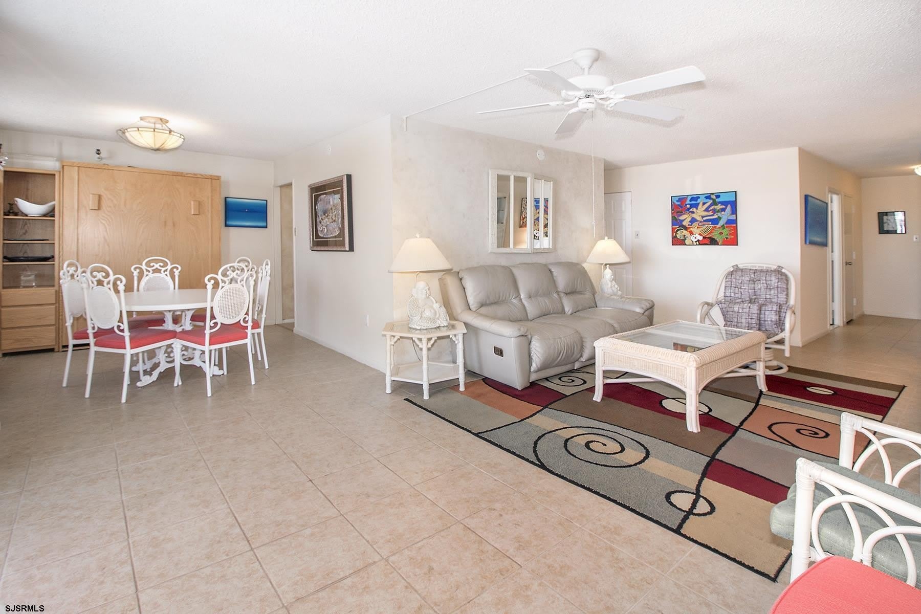 5200 Boardwalk 5B – photo 4