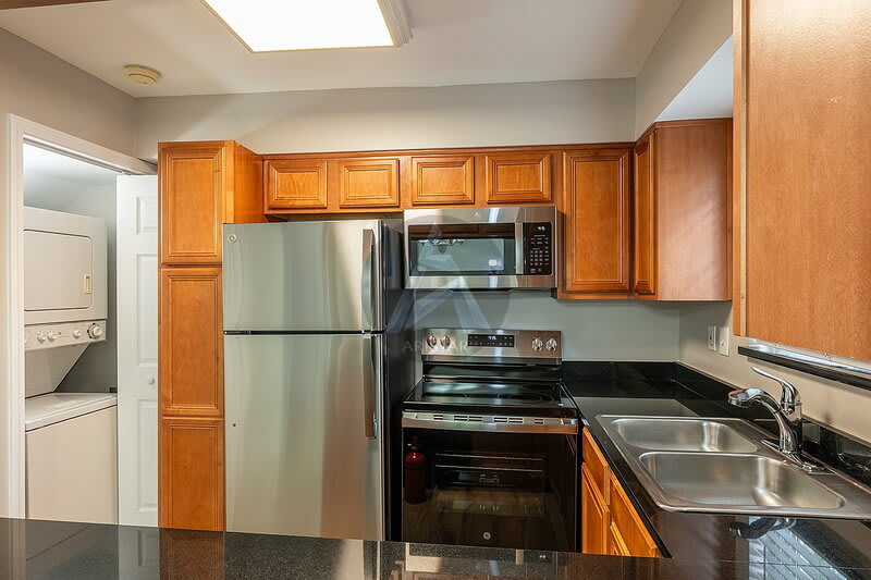 6940 Roswell Rd NE – photo 4