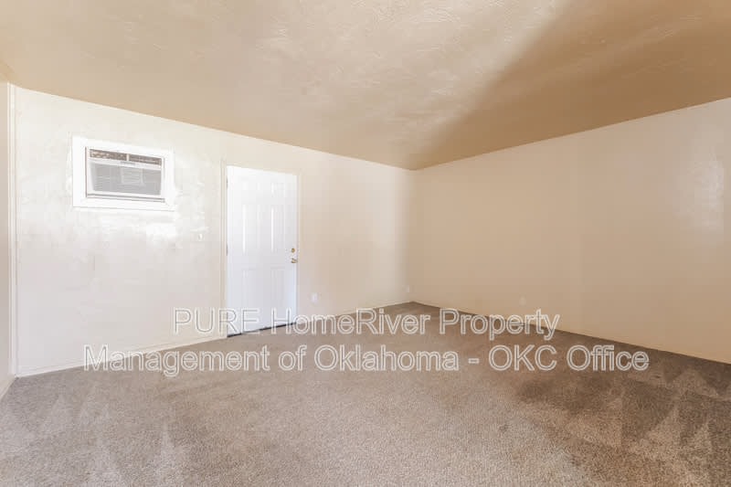 3906 South Hudson Avenue – photo 5