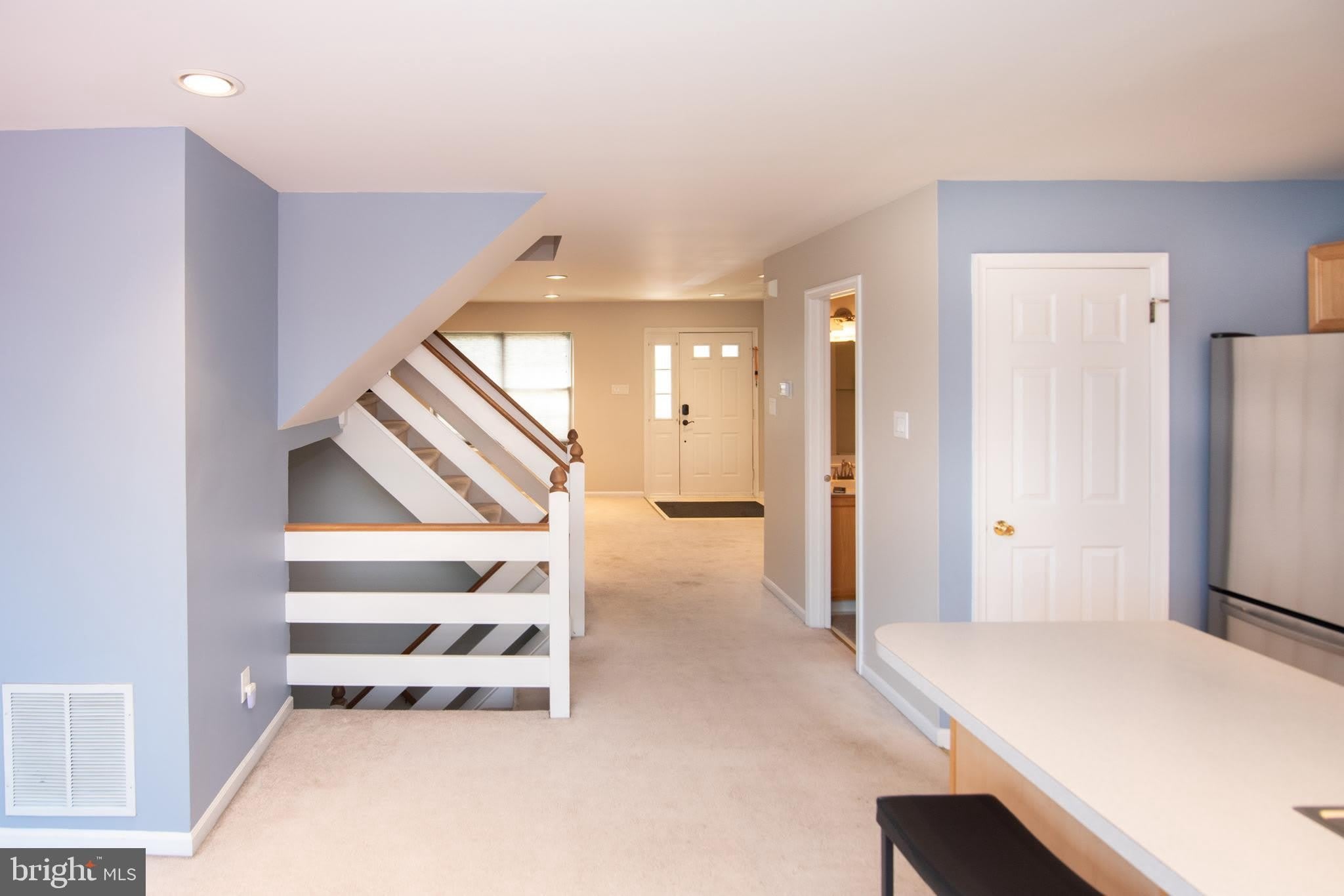 652 Longwood Road – photo 4