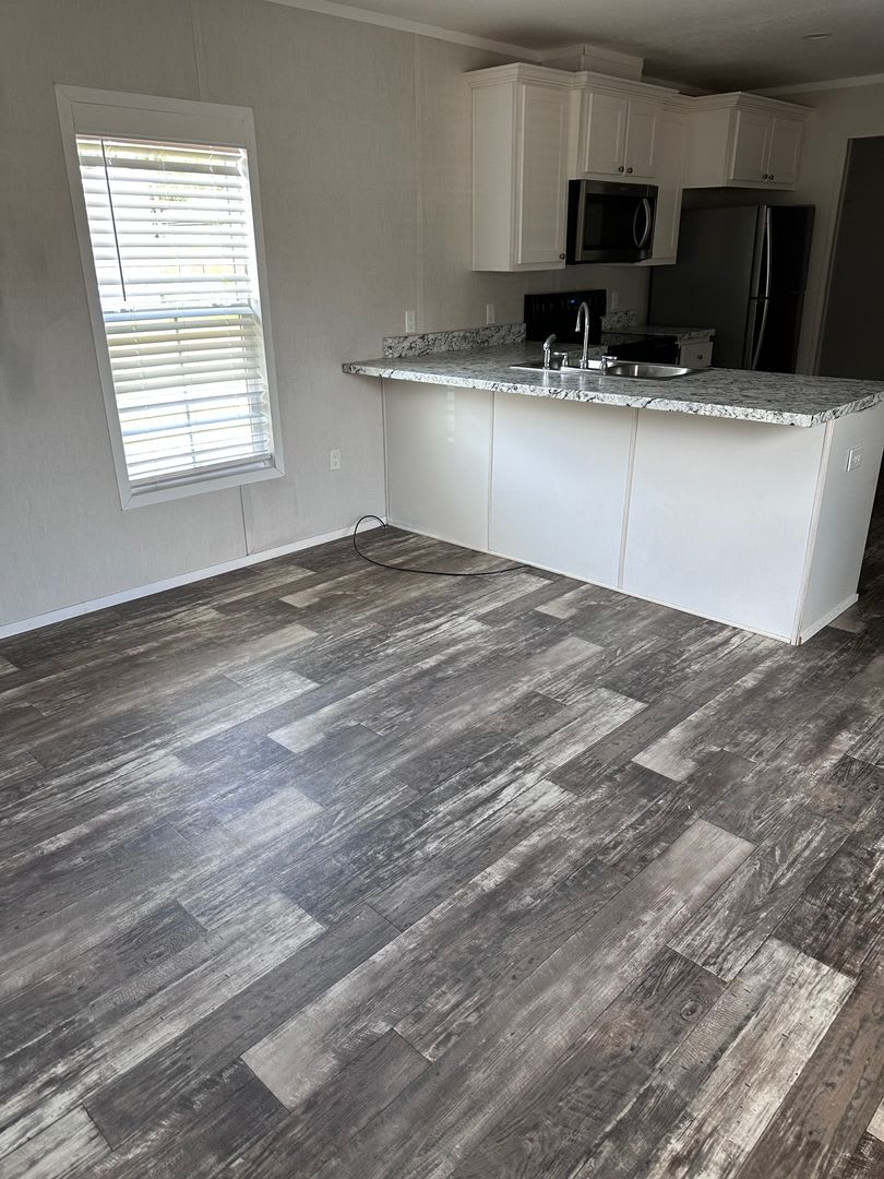 3-Bedroom/ 2-Bath Mobile Home – photo 3