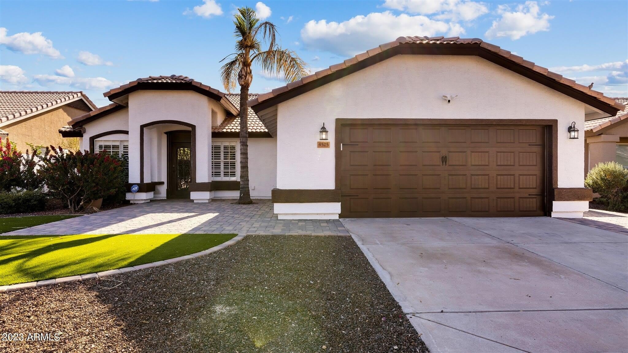 4525 E Angela Drive – photo 1