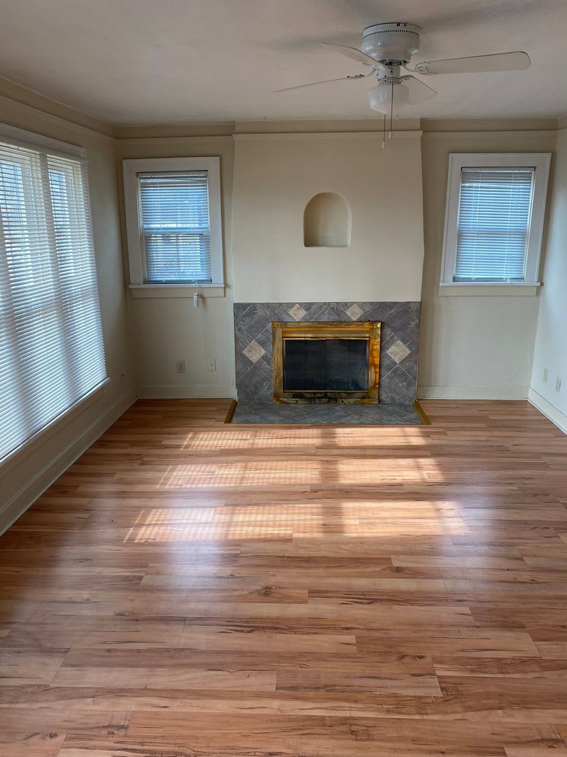 2 Bed, 1 Bath Home with Garage, Large Yard & Deck – $1,199/Month – photo 2