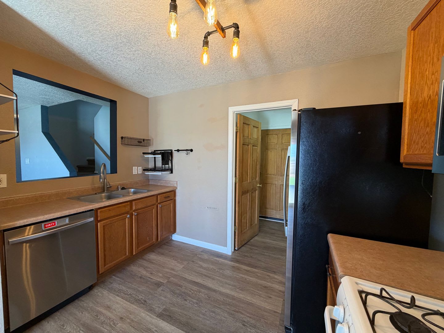 Cozy 3 Bedroom 2.5 Bathroom Home In Ventana Ranch! – photo 5