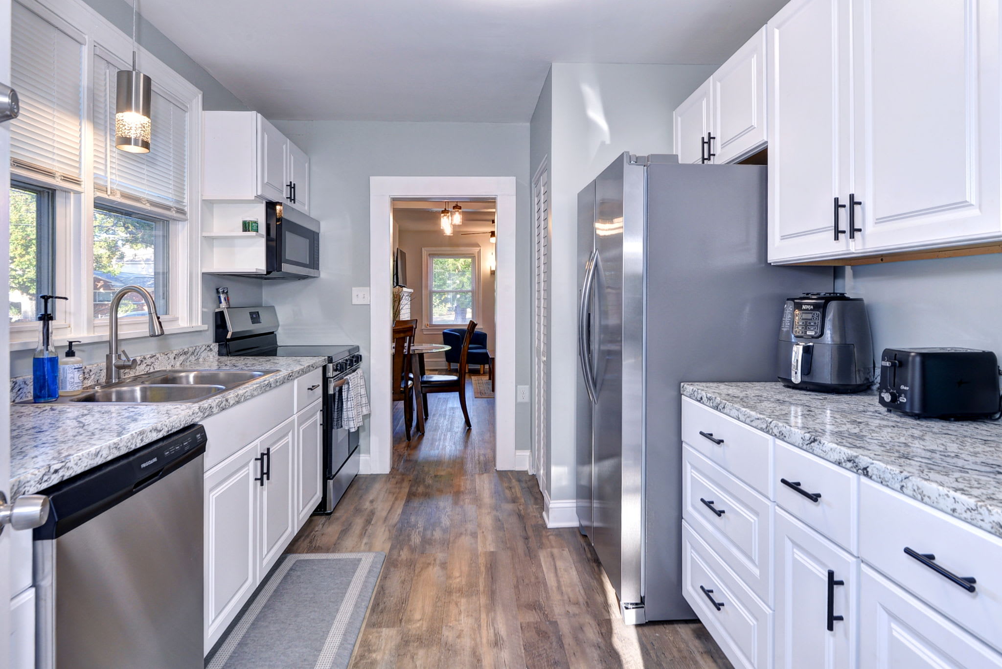 335 Greenbriar Avenue – photo 3