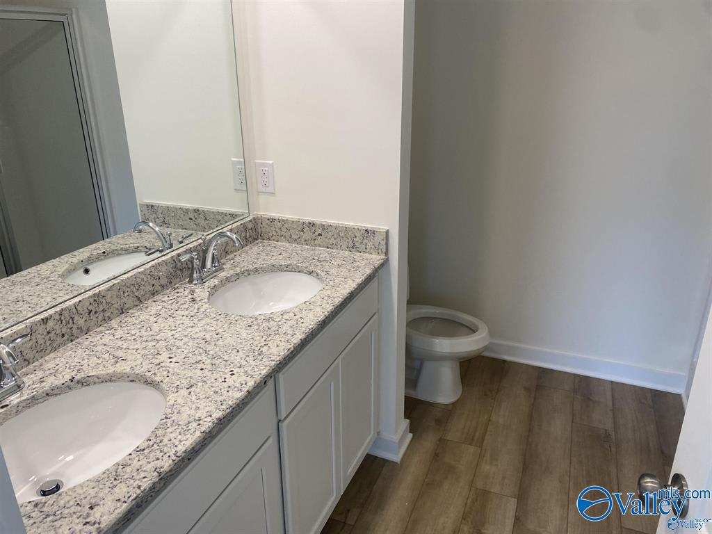 425 Falls Pointe – photo 3