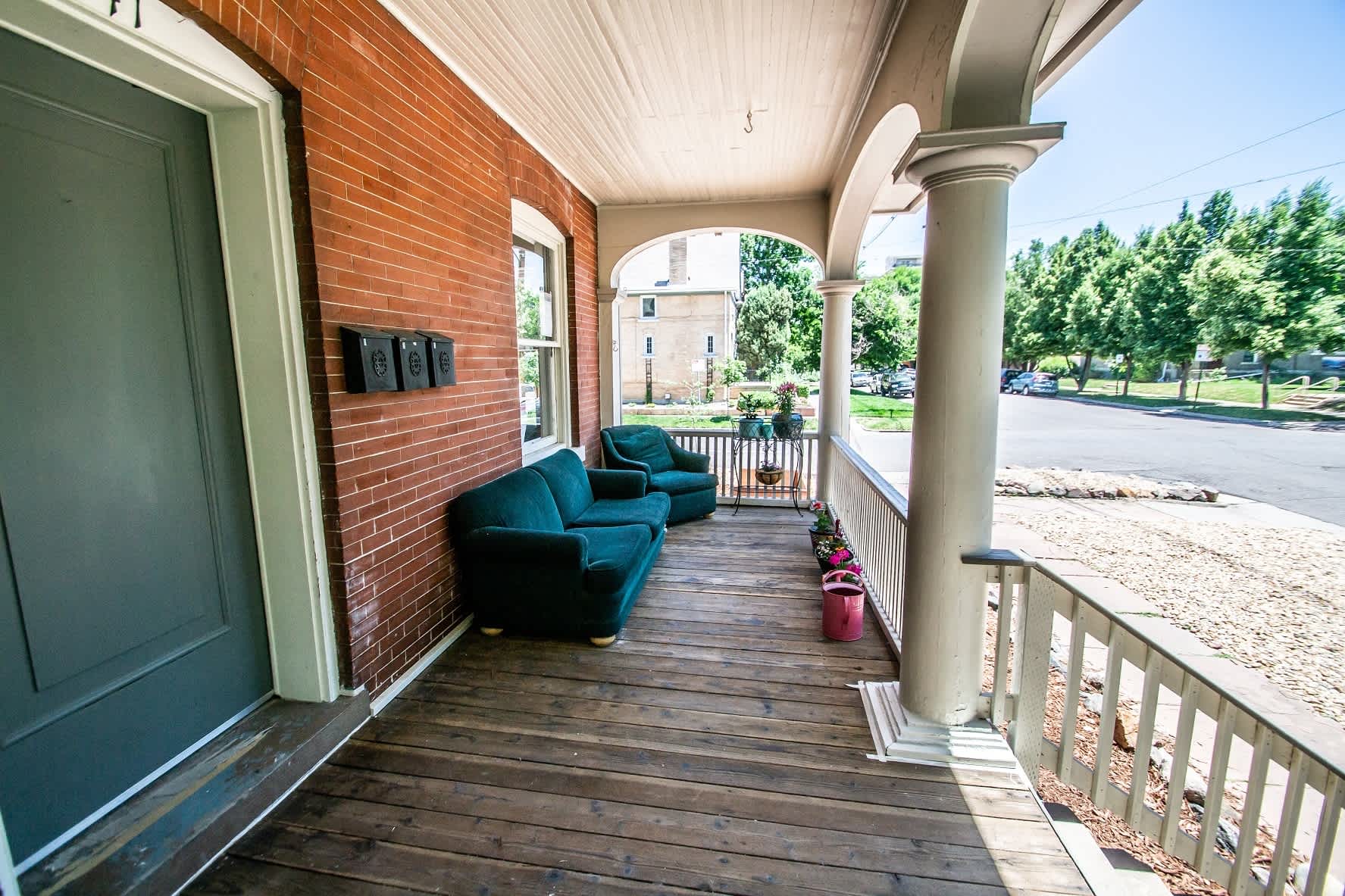 741 E 10Th Ave – photo 2