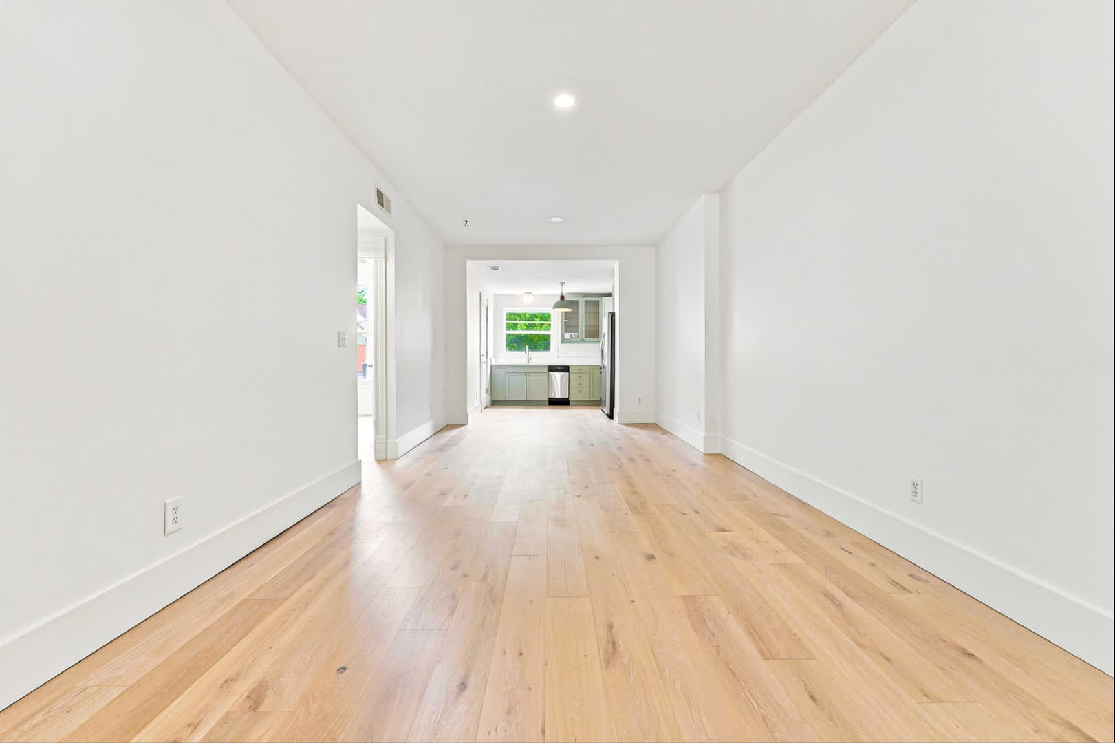 Stylish Completely Remodeled LoHi 2BD/2BA – photo 5