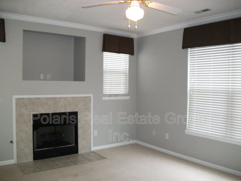 2215 Colfax Lane – photo 5