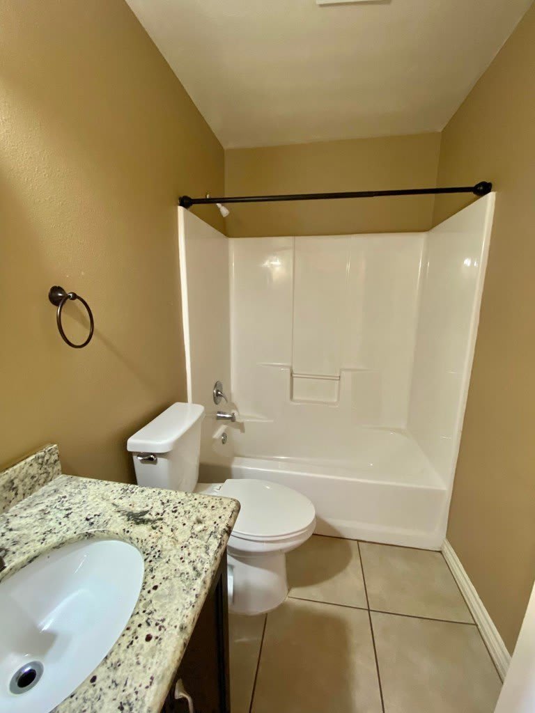 1520 Eidson Rd – photo 5