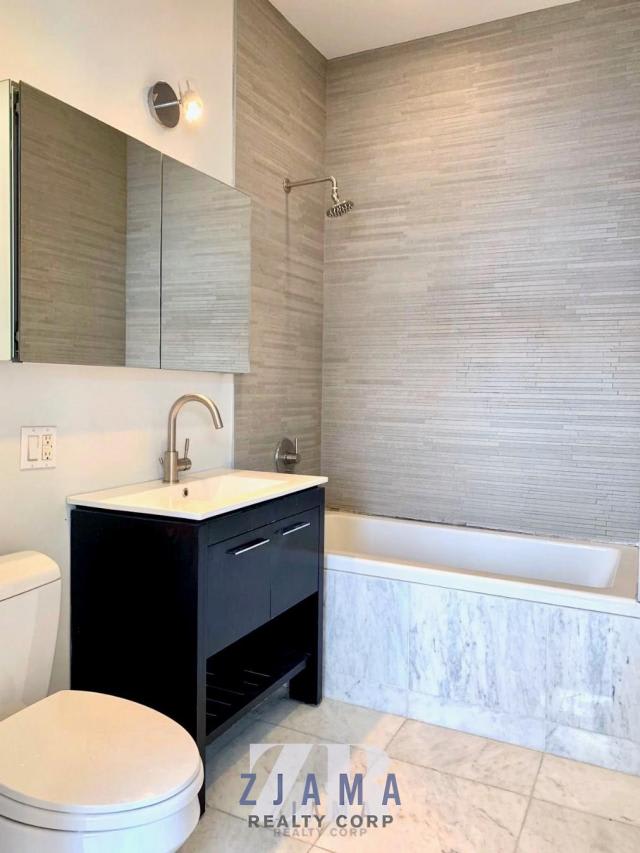 836 Bergen Street – photo 4