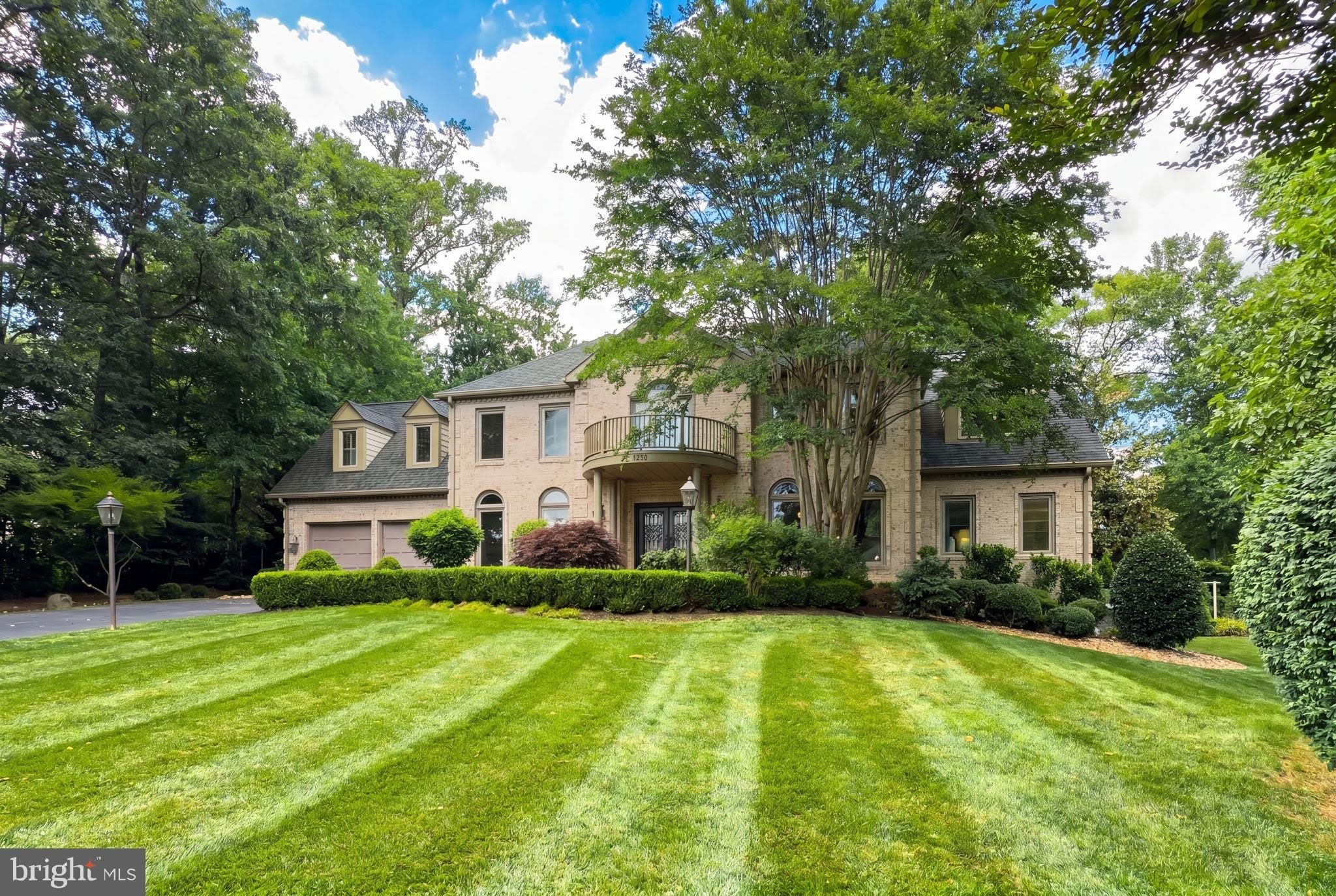 1256 NEW BEDFORD Lane – photo 4