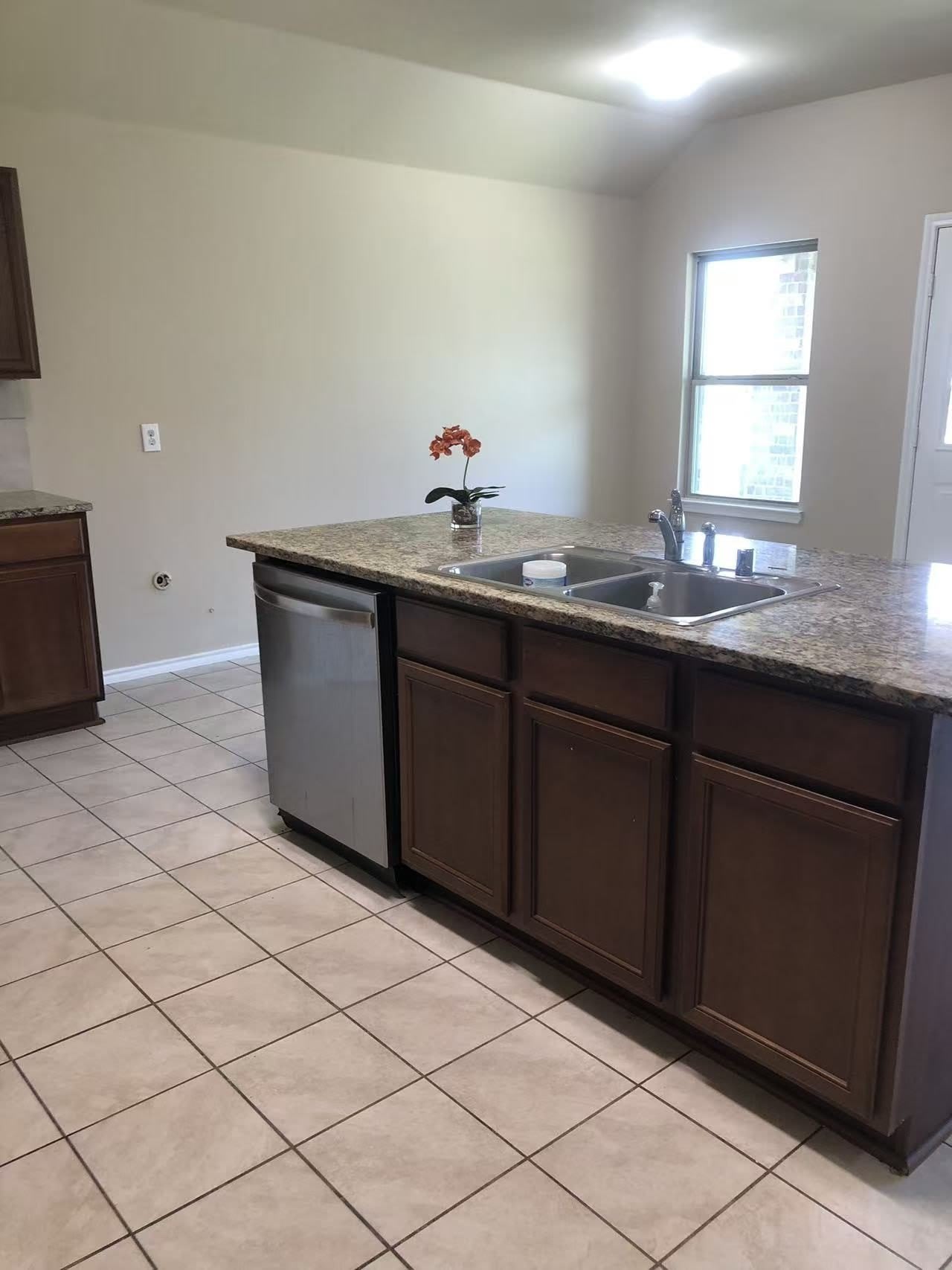 2760 Tanner Street – photo 4