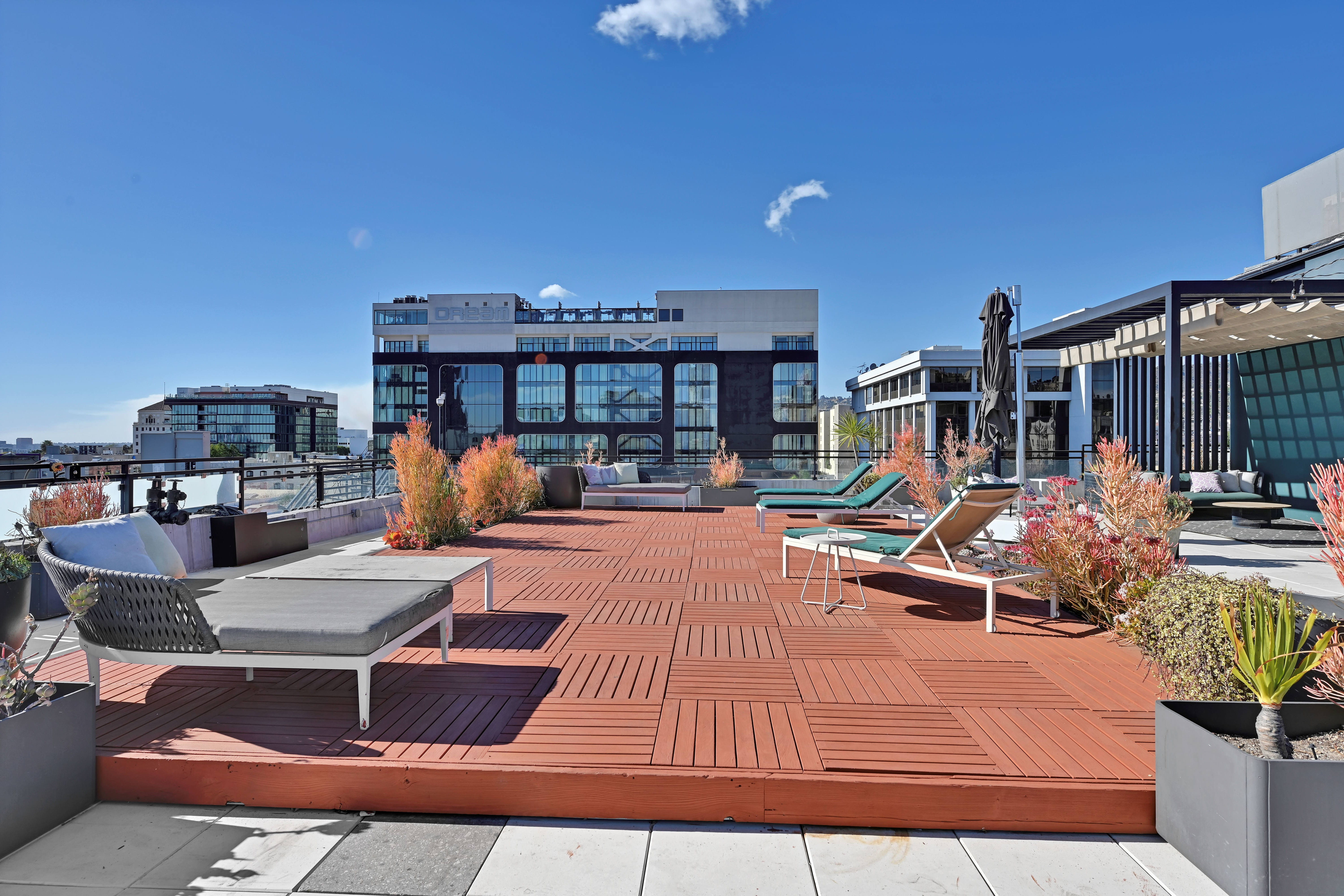 Cosmo Lofts – photo 1