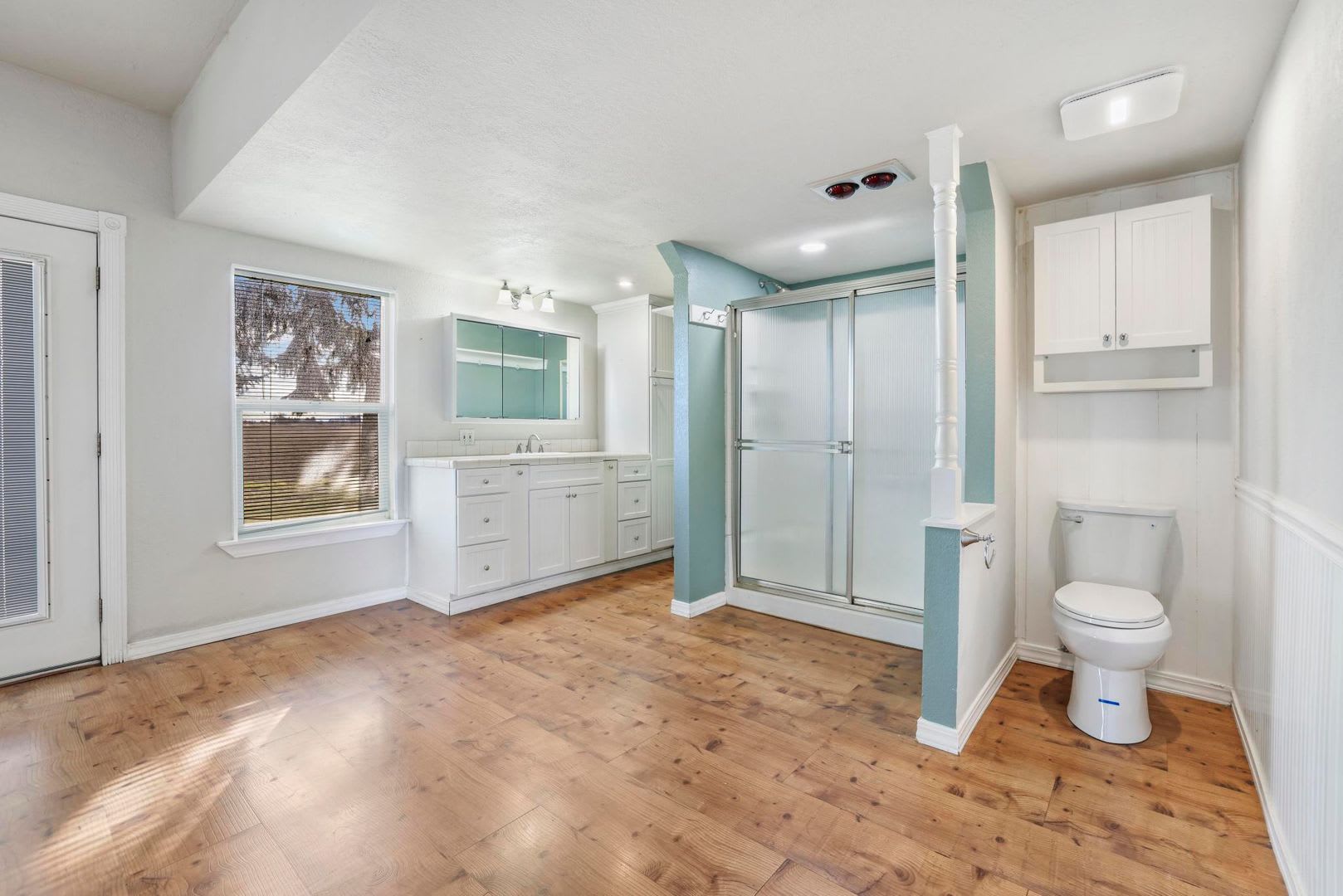 3321 Addison Ave E – photo 2