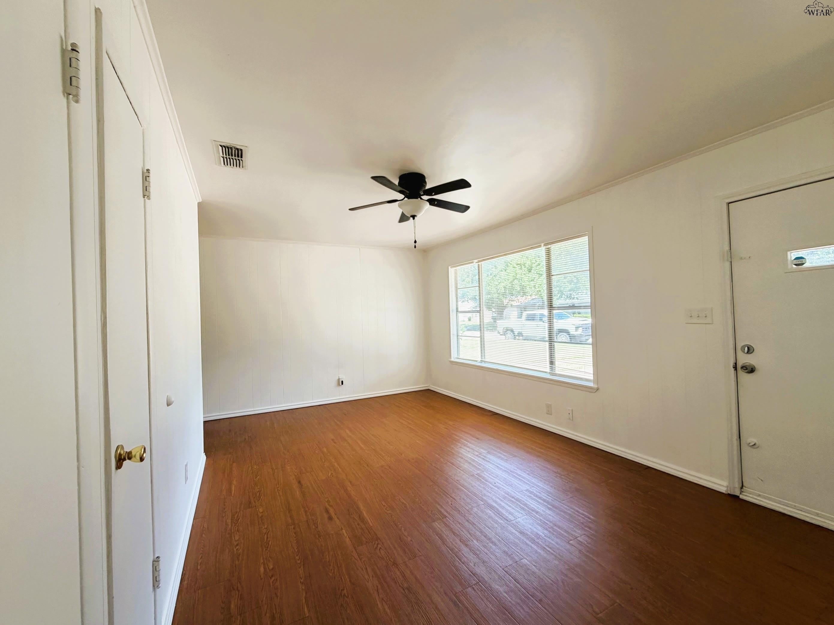 2951 MOFFETT AVENUE – photo 4