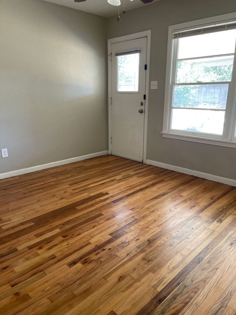 AVAILABLE NOW! 4/3.5 in Tech Terrace! – photo 3