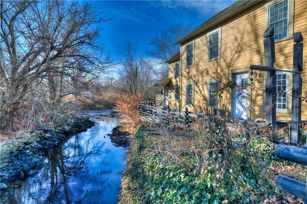 3351 Post Road – photo 2