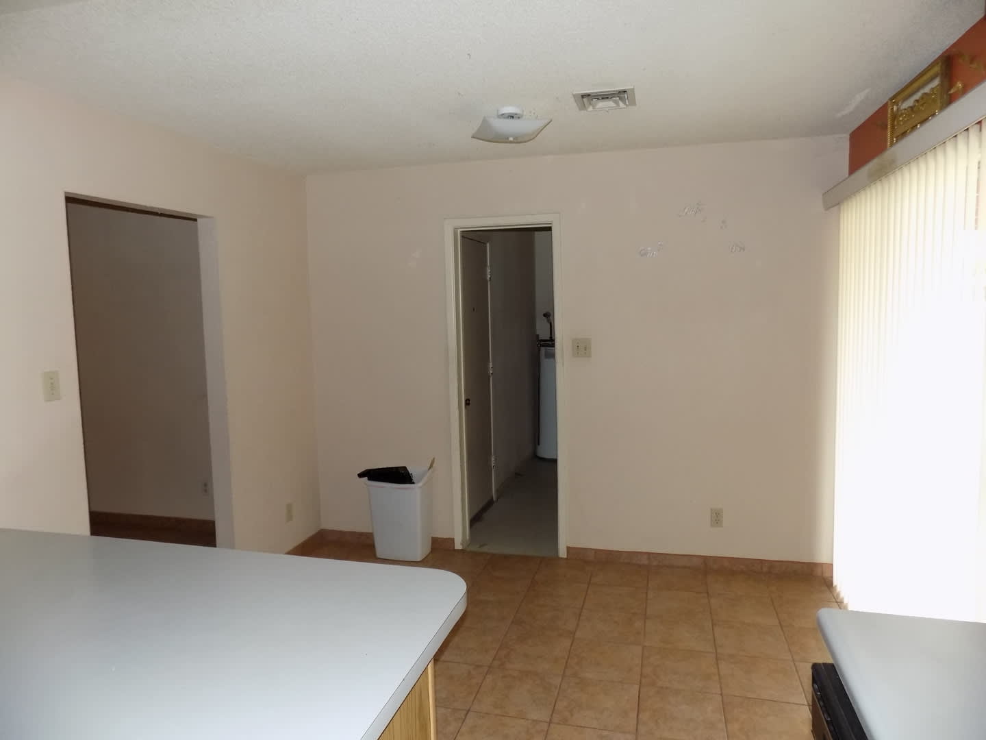 3 BED 2 BATH HOME IN TOWN! – photo 5