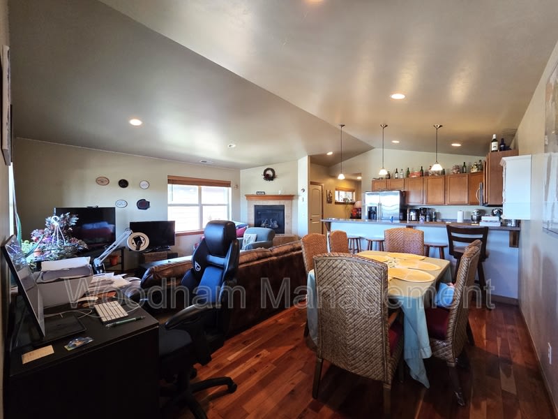 1256 Meagher Avenue – photo 5