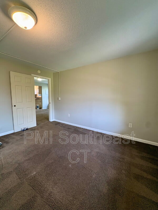 54 Hempstead Street – photo 2