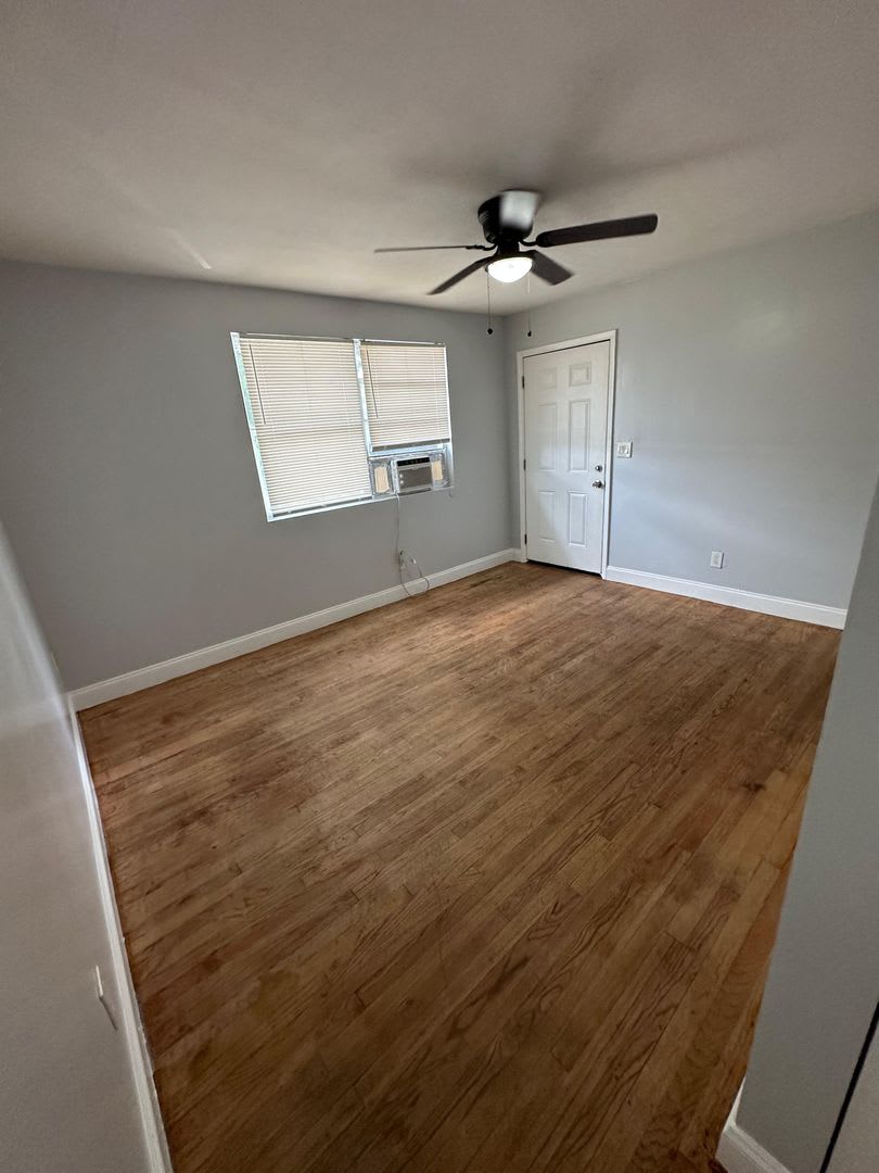 2100 Palafox St. – photo 5