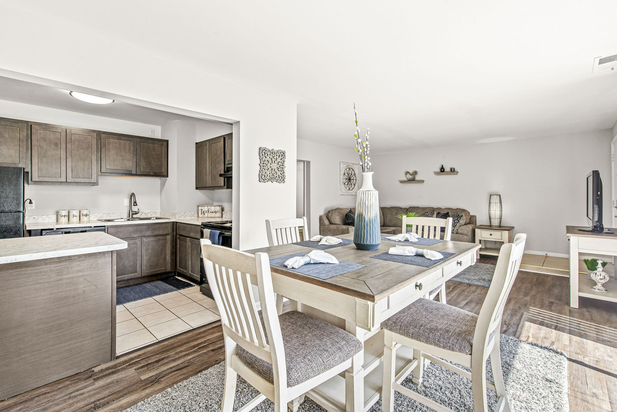 Harbour Pointe Apartments – photo 1