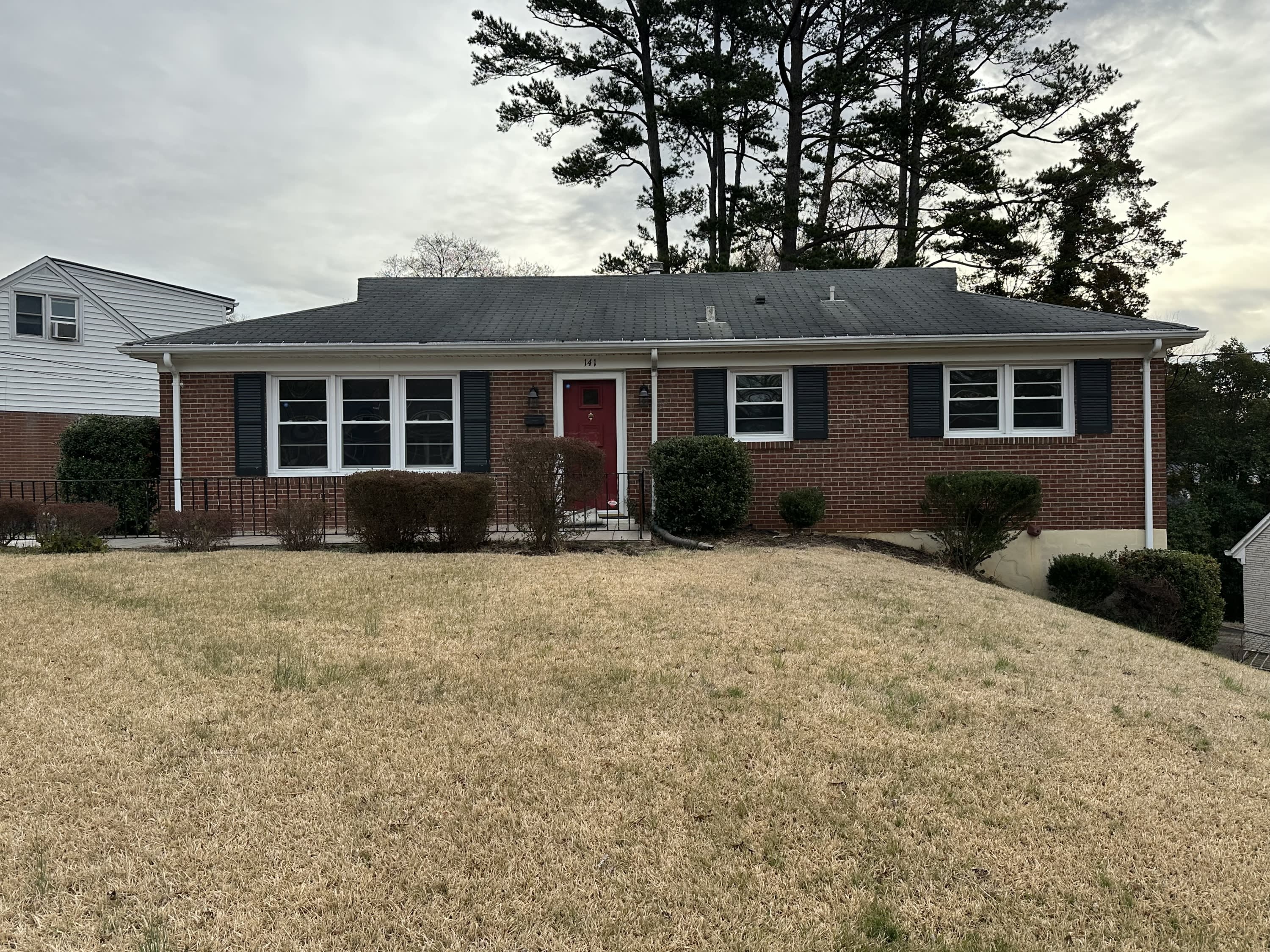 141 Dublin Court – photo 1