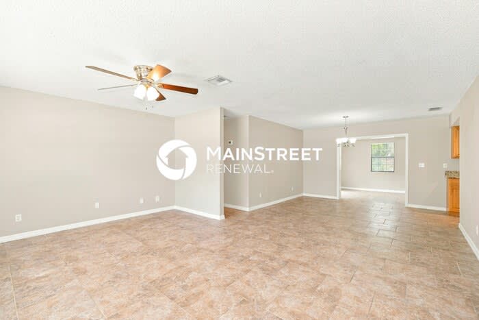 454 Nogales Avenue Northeast – photo 2