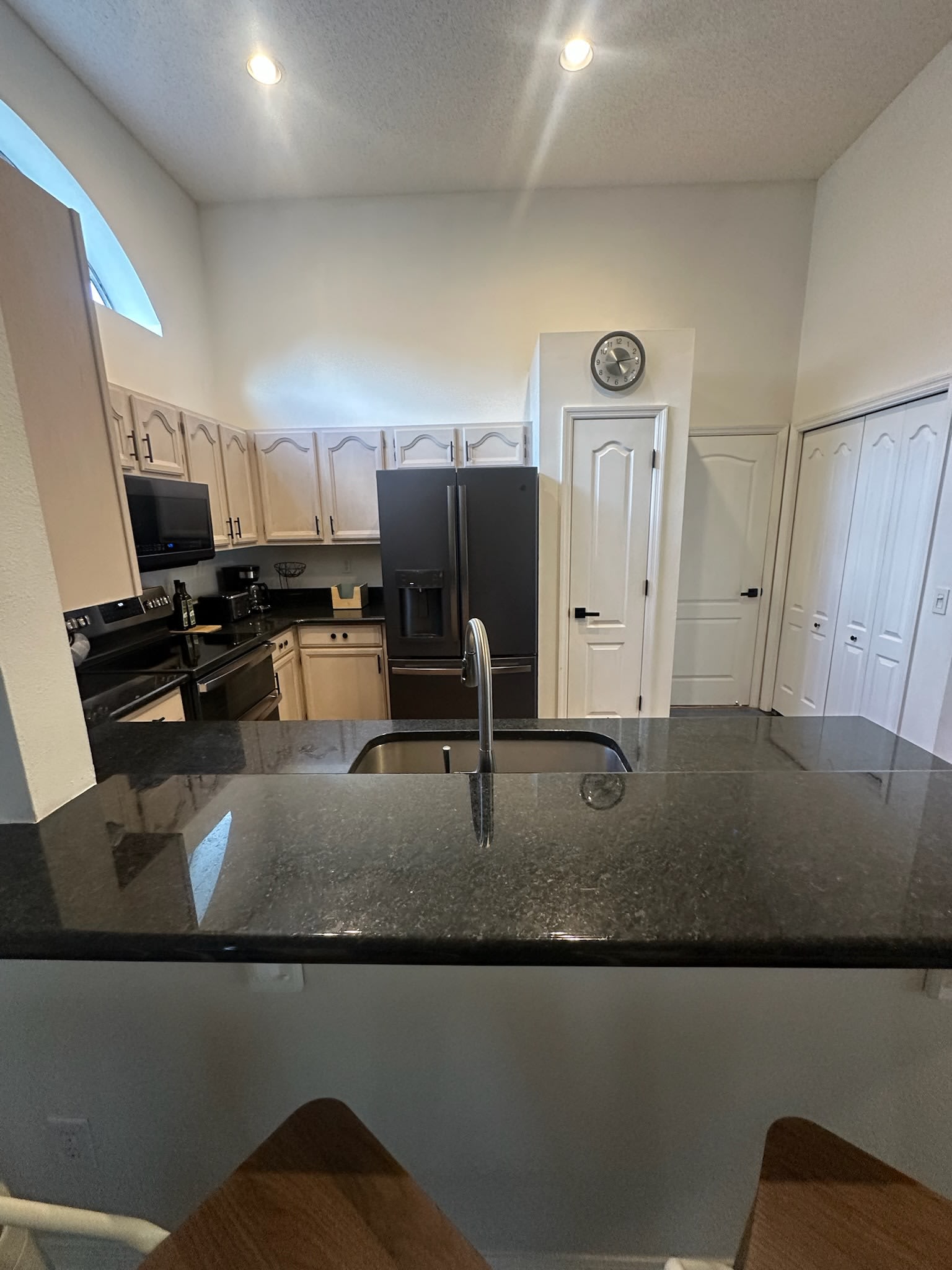 8960 Huntington Pointe Drive – photo 3