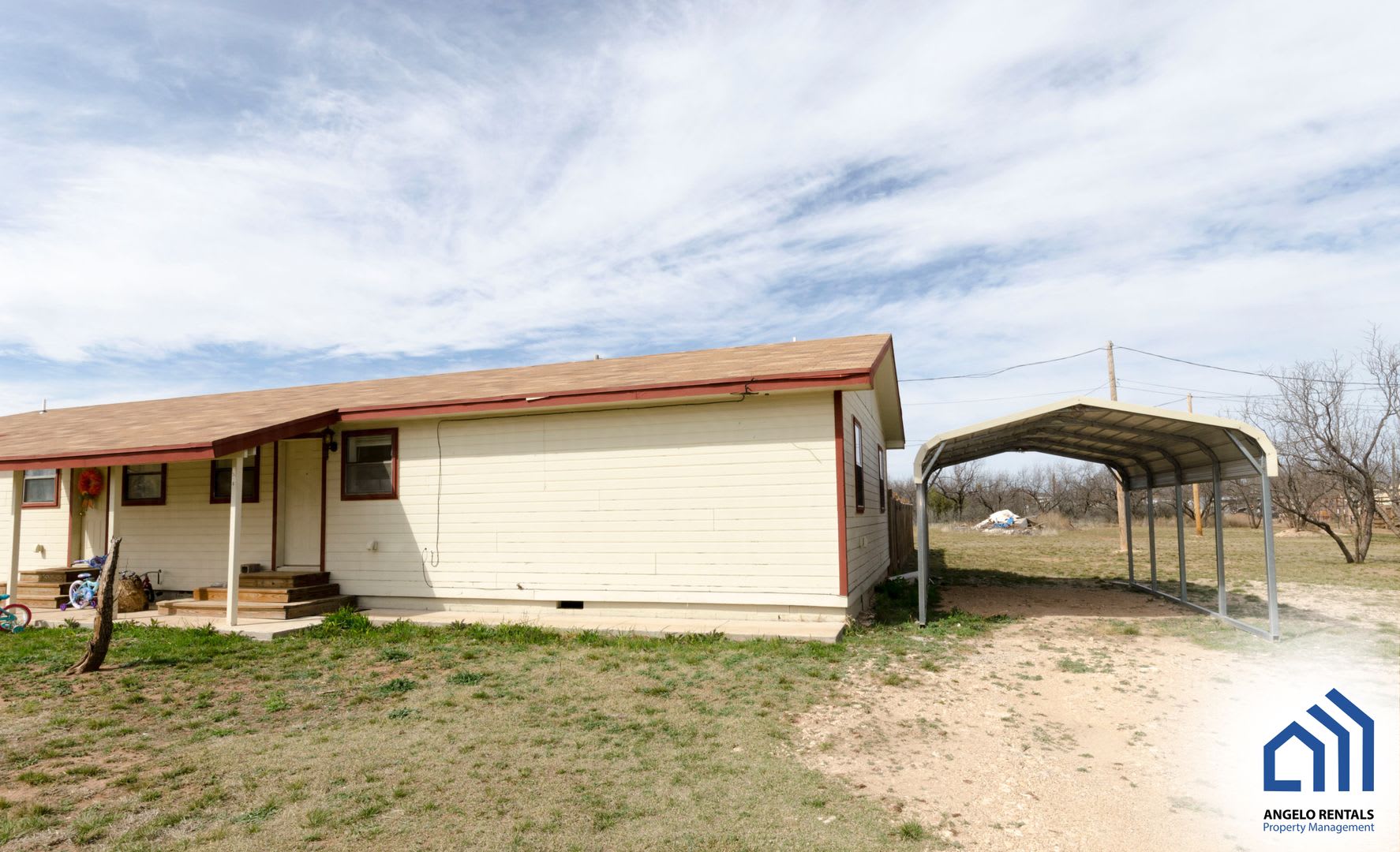 AFFORDABLE 2 Bedroom 1 bath duplex in Grape Creek COMING SOON! – photo 2